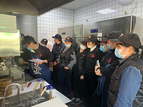 蘇州如意餛飩二區(qū)吳江區(qū)紅燒牛肉面、重慶小面、碗雜面新品集中培訓(xùn)并考核
