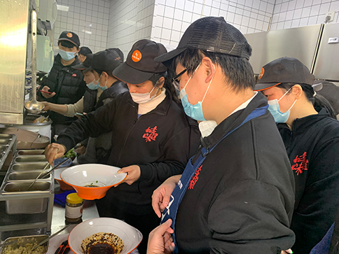 蘇州如意餛飩二區(qū)吳江區(qū)紅燒牛肉面、重慶小面、碗雜面新品集中培訓(xùn)并考核